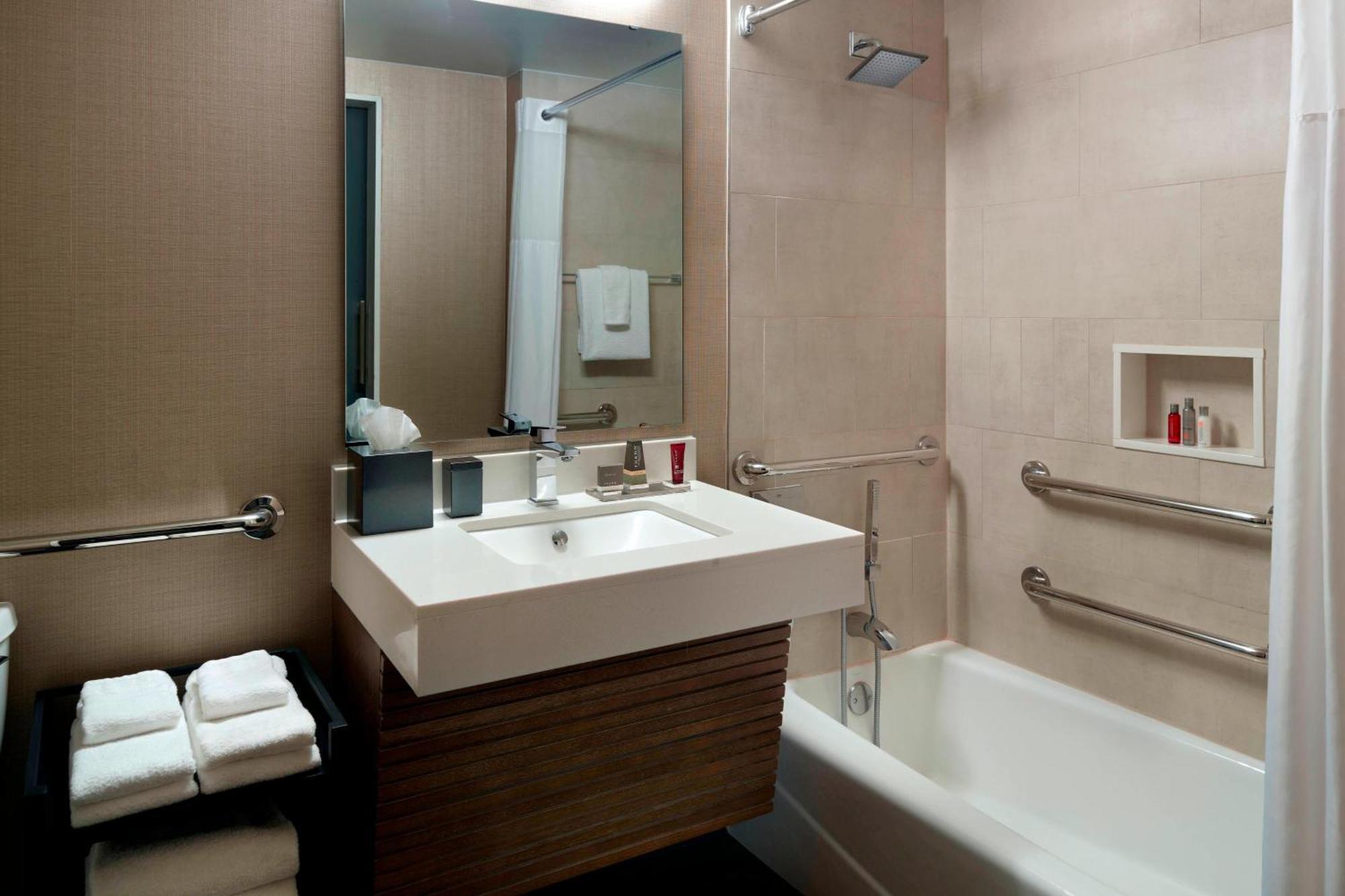 Charlotte Marriott City Center Экстерьер фото